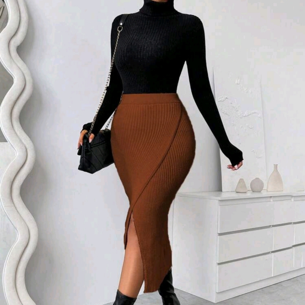 Autumn/Winter Casual Split Hem Form-Fitting Sweater With Skirt - Picture 2 of 3